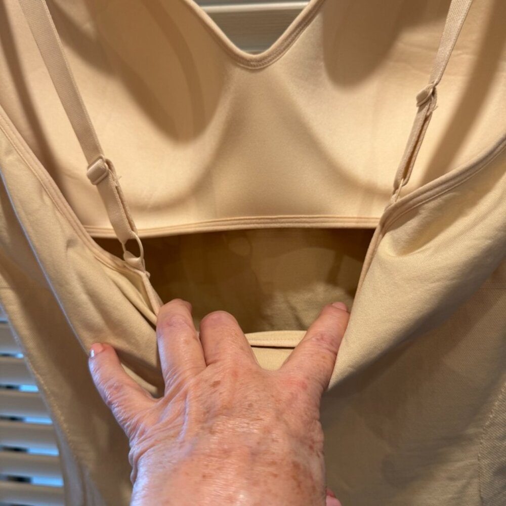 The Shaping Lift Cami - by Underoutfit - Picture 5 of 7